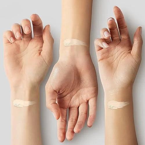 FV Waterproof Dewy Foundation with Natural Finish Nourishing 30g